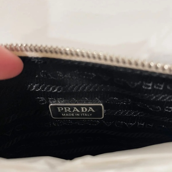 Prada Triangle Pouch - Picture 4 of 9